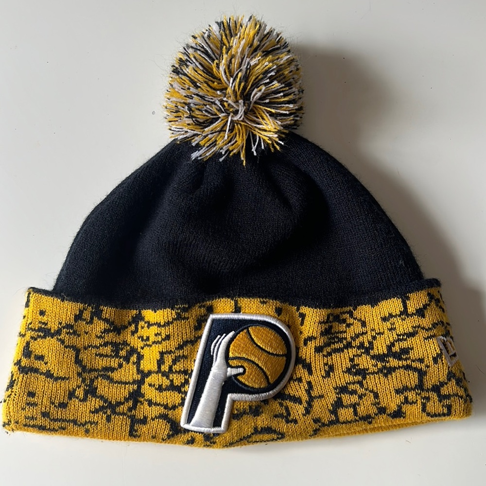 NEW ERA NAVY CUFFED CHAOS INDIANA PACERS KNIT